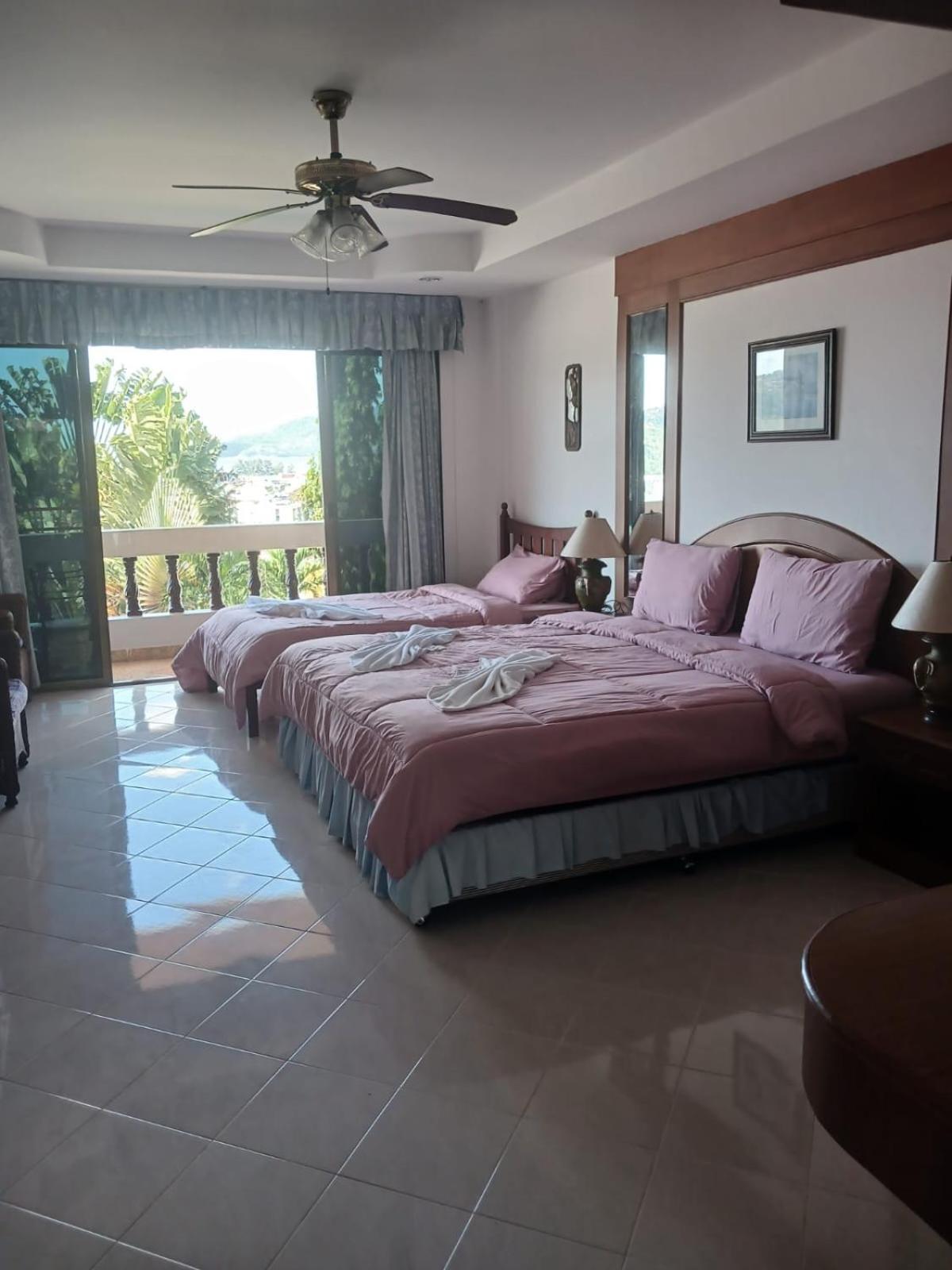 Aksarai Hotel Patong ภายนอก รูปภาพ