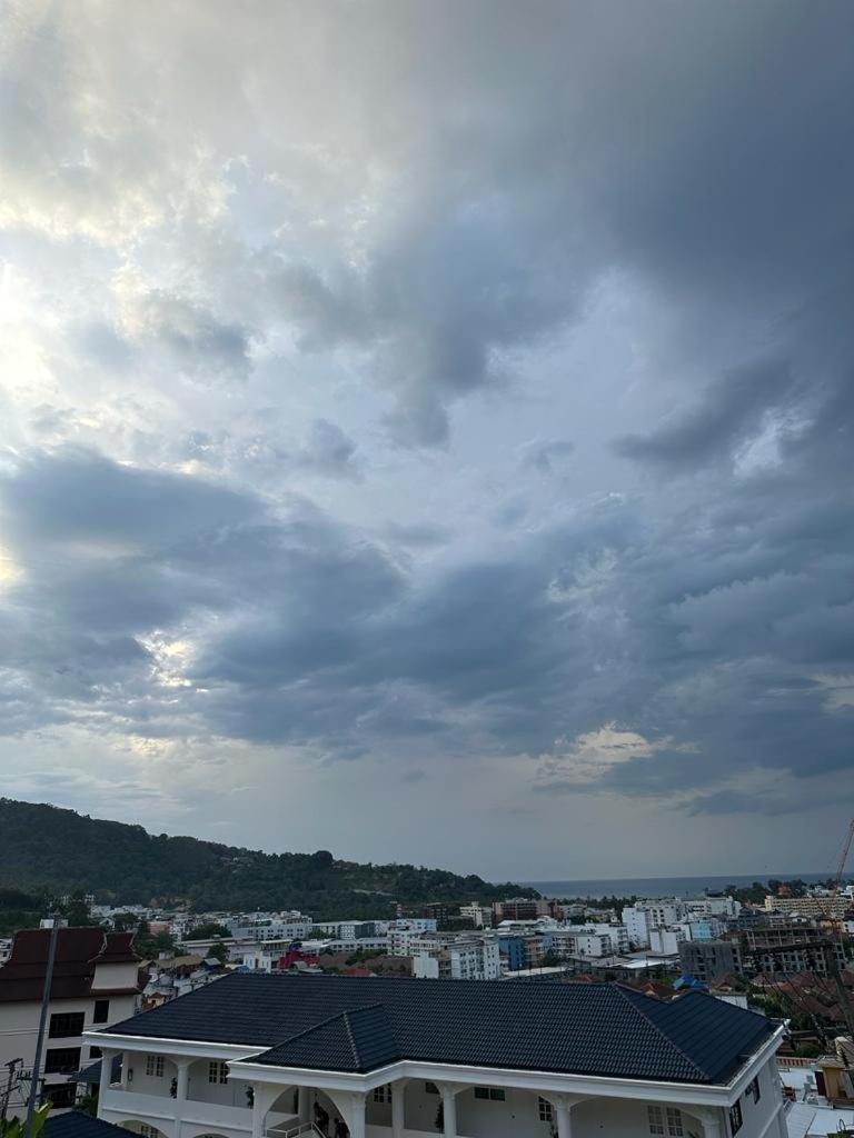 Aksarai Hotel Patong ภายนอก รูปภาพ