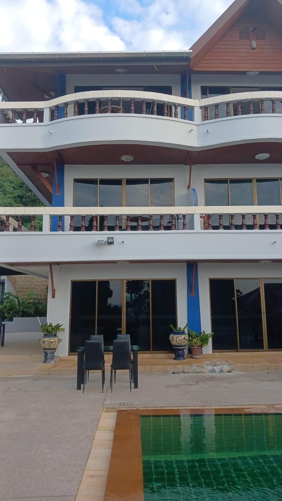 Aksarai Hotel Patong ภายนอก รูปภาพ