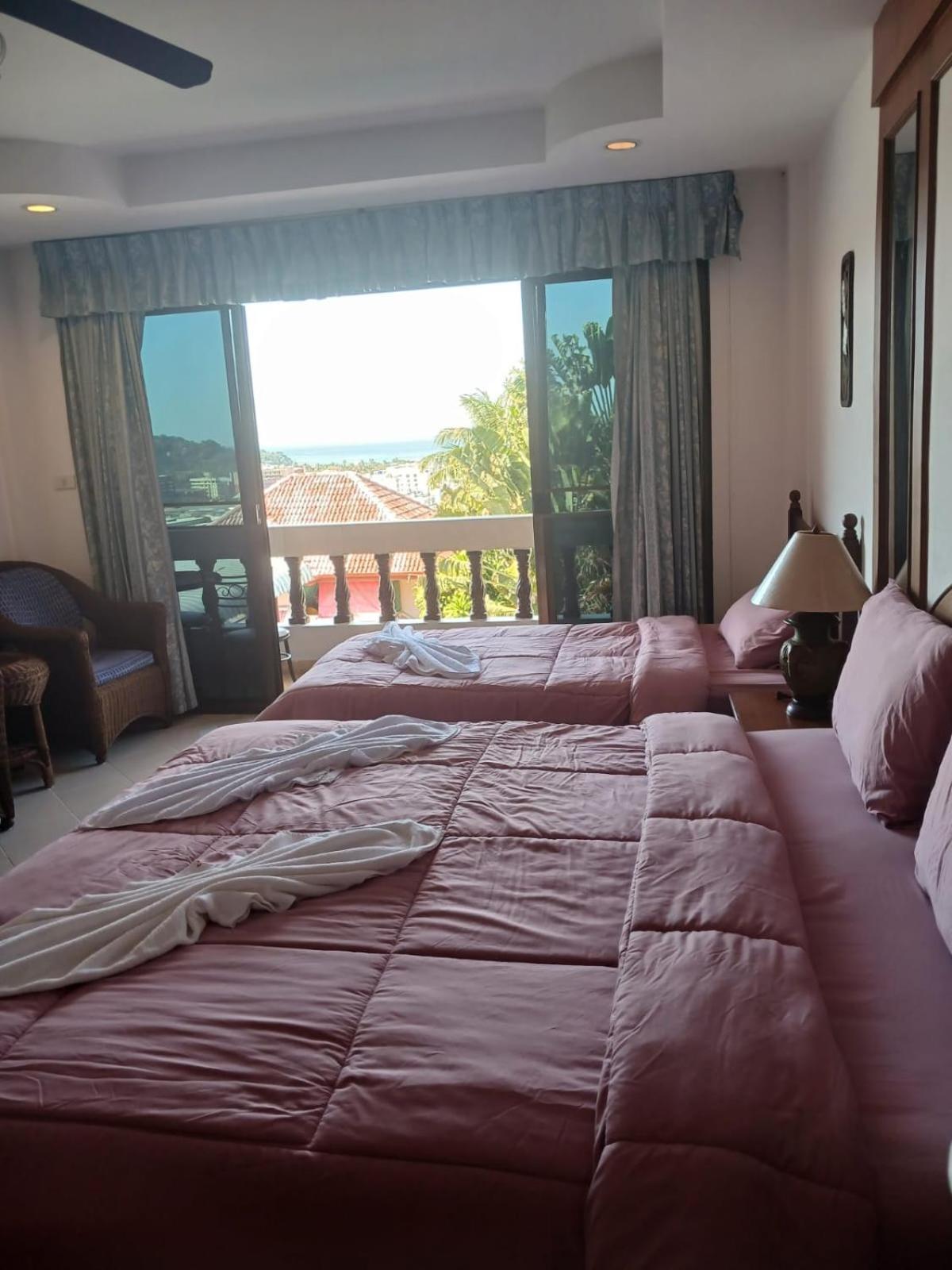 Aksarai Hotel Patong ภายนอก รูปภาพ