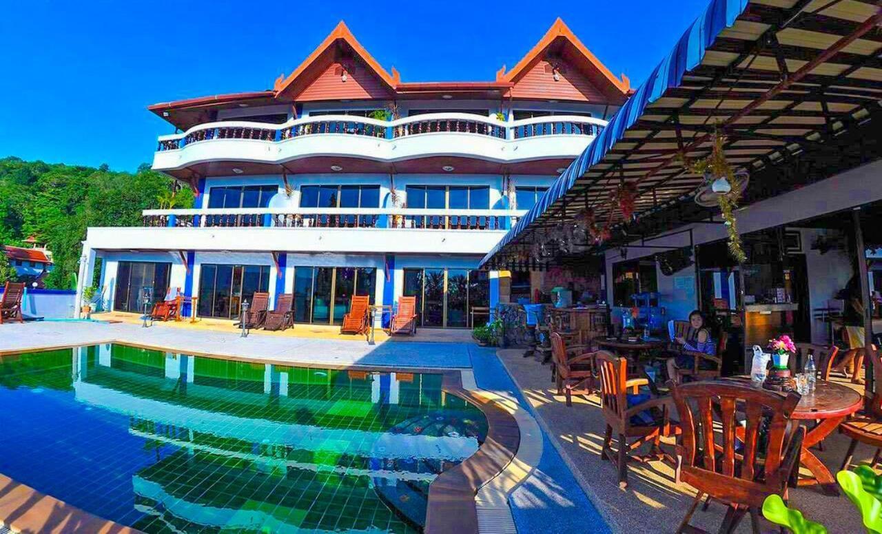 Aksarai Hotel Patong ภายนอก รูปภาพ