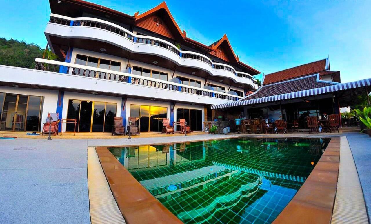 Aksarai Hotel Patong ภายนอก รูปภาพ